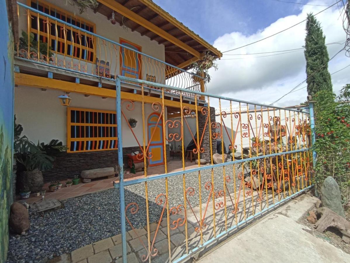 Casa De Las Rocas Hostel คาร์ดิน ภายนอก รูปภาพ