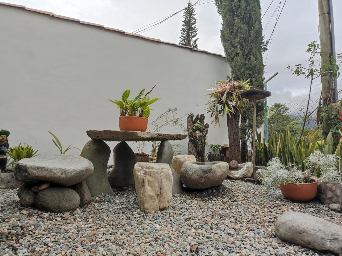 Casa De Las Rocas Hostel คาร์ดิน ภายนอก รูปภาพ
