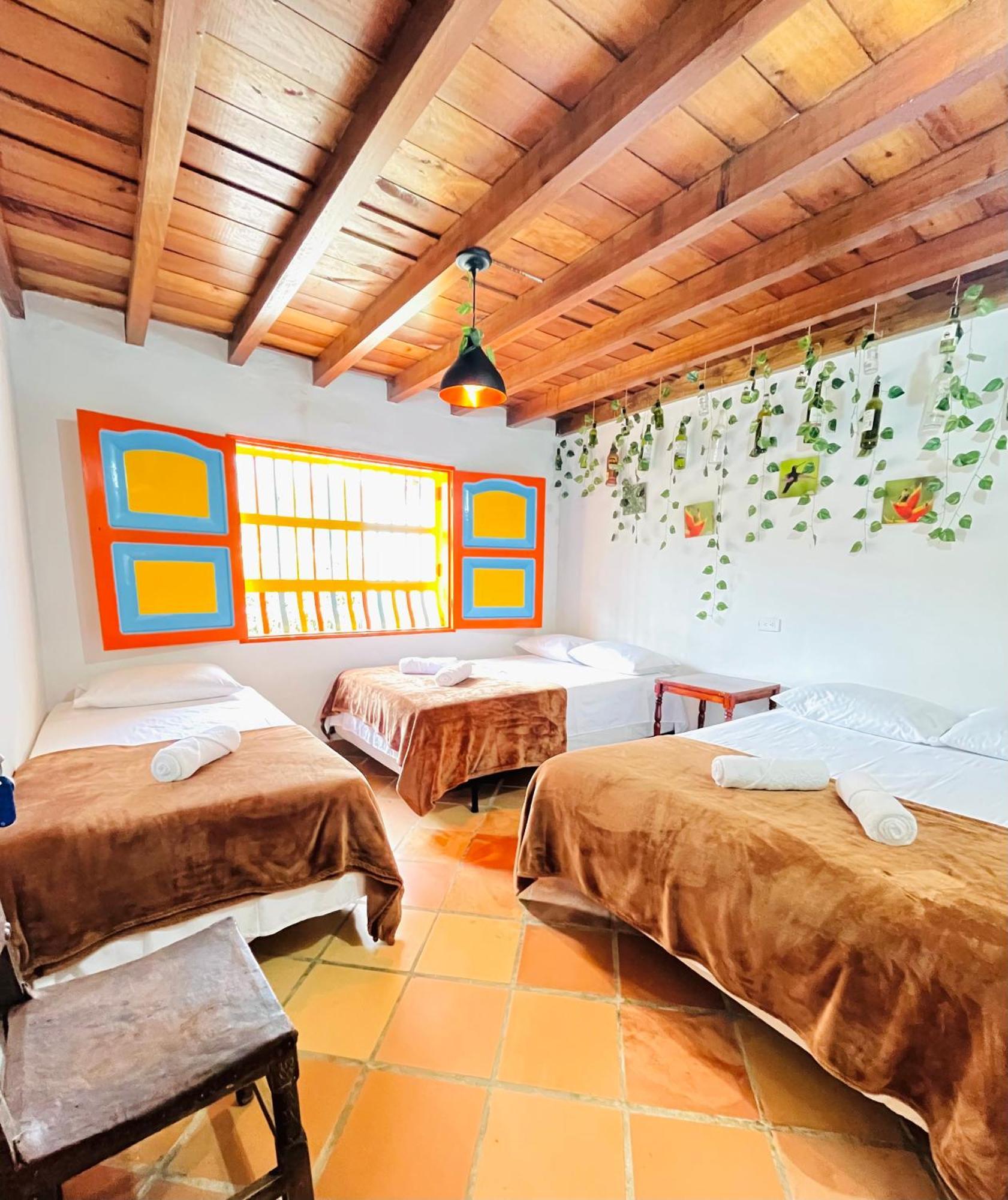 Casa De Las Rocas Hostel คาร์ดิน ภายนอก รูปภาพ