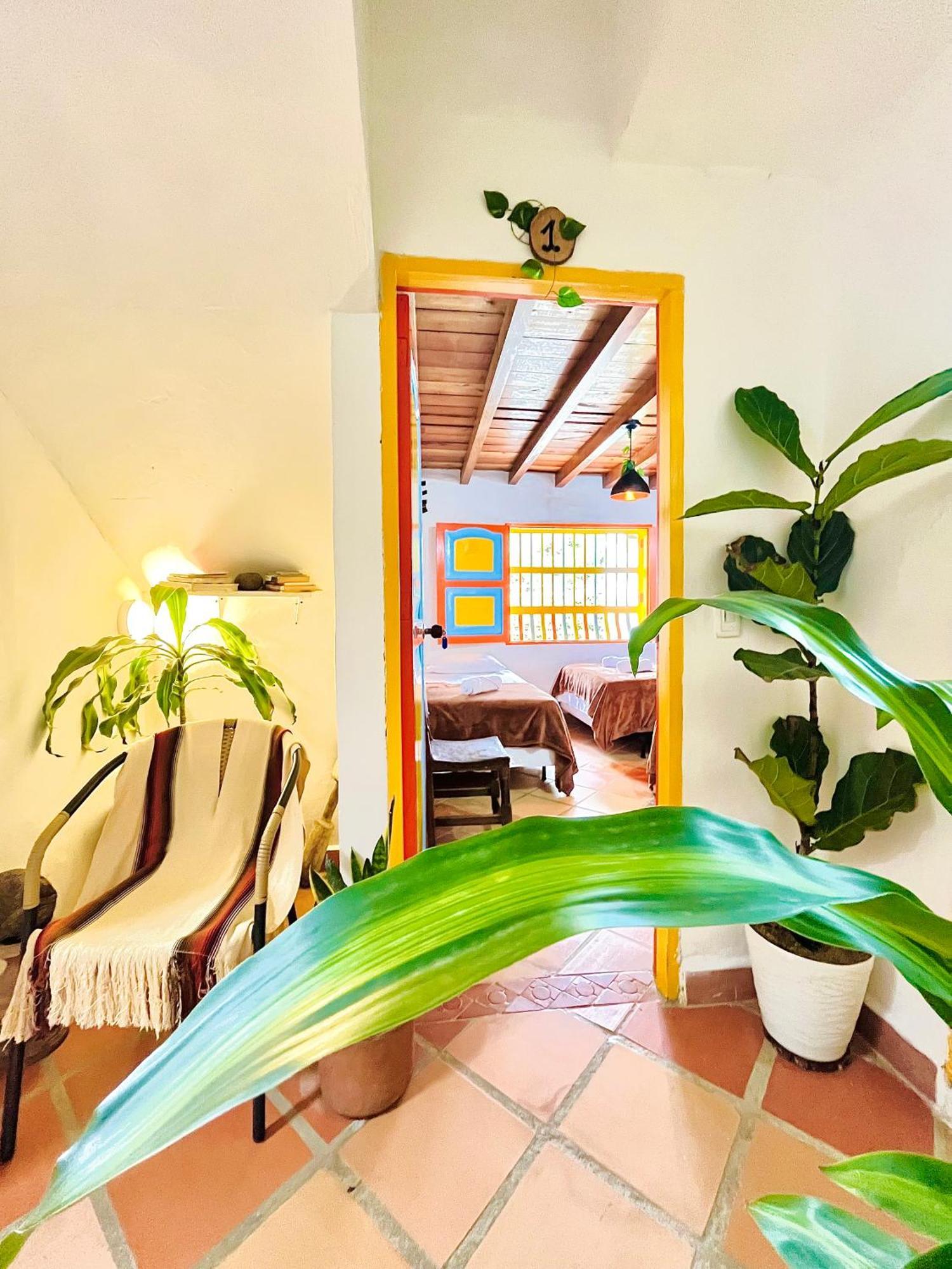 Casa De Las Rocas Hostel คาร์ดิน ภายนอก รูปภาพ