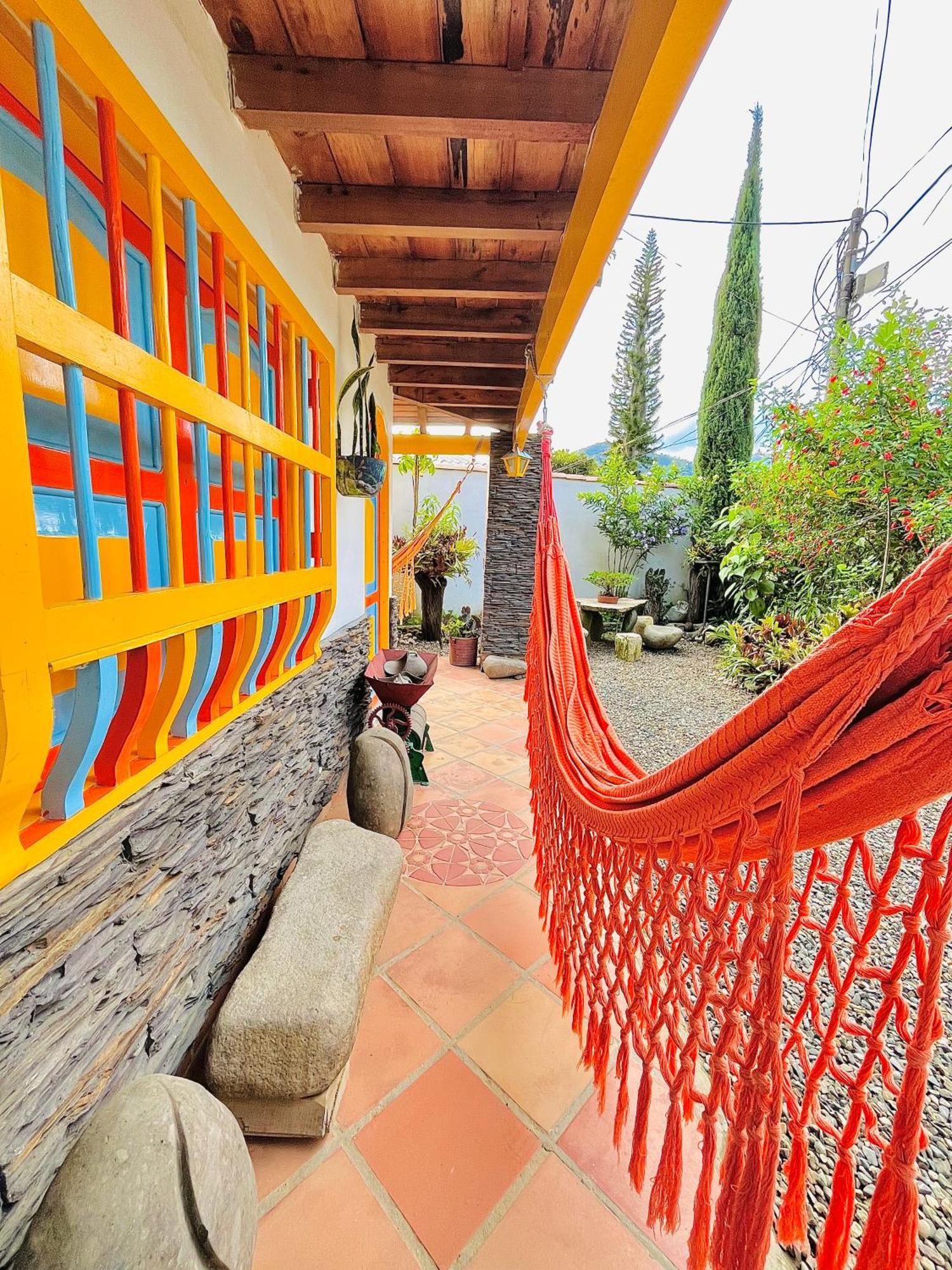 Casa De Las Rocas Hostel คาร์ดิน ภายนอก รูปภาพ